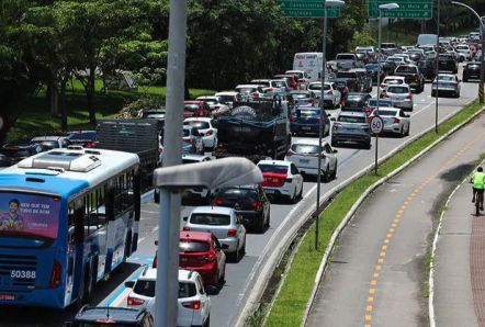 Os Desafios do Cidadão Local de Florianópolis Durante a Temporada de Verão